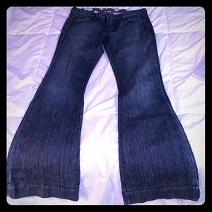 Lucky Brand bell bottom blue jeans!
